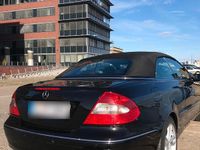 Gebraucht Mercedes CLK200 163 PS (119 kW) 2007 Schwarz Cabrio