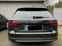 Gebraucht Audi A4 S-Line 150 PS (110 kW) 2018 Schwarz Kombi