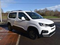 Gebraucht Peugeot Partner Allure 99 PS (72 kW) 2019 Weiß Van / Kleinbus