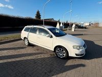 Gebraucht VW Passat 140 PS (102 kW) 2008 Weiß Kombi