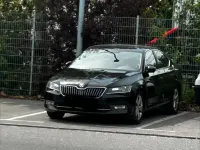 Gebraucht Skoda Superb 150 PS (110 kW) 2018 Schwarz Limousine