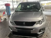 Gebraucht Peugeot Rifter 131 PS (96 kW) 2018 Grau Van / Kleinbus
