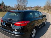 Usata Ford Focus 120 CV (88 kW) 2018 Nero Berlina