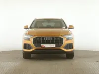 Gebraucht Audi Q8 Ambiente 286 PS (210 kW) 2023 Drachenorange metallic SUV