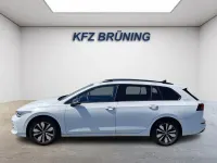 Gebraucht VW Golf VIII Goal 150 PS (110 kW) 2025 Pure white (0q0q) (metallic) Kombi