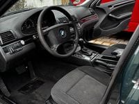 Gebraucht BMW 320 150 PS (110 kW) 1999 Grün Limousine
