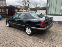 Gebraucht Mercedes C180 122 PS (89 kW) 1998 Schwarz Limousine