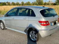 Gebraucht Mercedes B200 136 PS (100 kW) 2006 Silber Van / Kleinbus