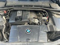 Gebraucht BMW 318 143 PS (105 kW) 2011 Schwarz Limousine