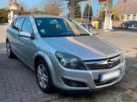 Gebraucht Opel Astra 90 PS (66 kW) 2008 Grau Coupé