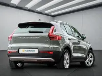 Gebraucht Volvo XC40 Core 163 PS (119 kW) 2024 Grün SUV