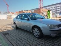 Gebraucht Ford Mondeo 125 PS (91 kW) 2005 Silber Limousine