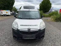 Gebraucht Opel Combo Edition 120 PS (88 kW) 2017 Weiß Van / Kleinbus