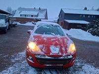 Gebraucht Peugeot 207 74 PS (54 kW) 2011 Rot Kleinwagen
