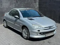 Gebraucht Peugeot 206 CC Platinum 109 PS (80 kW) 2004 Grau Cabrio