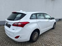 gebraucht Hyundai i30 blue 1.6 CRDi 81kW Trend DCT