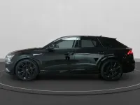 Gebraucht Audi Q8 S-Line 286 PS (210 kW) 2023 Mythosschwarz metallic SUV