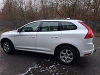 Gebraucht Volvo XC60 180 PS (132 kW) 2014 Weiß SUV