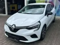 Gebraucht Renault Clio Equilibre 67 PS (49 kW) 2023 Arktisweiß Kleinwagen