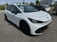 Gebraucht Cupra Born 150 kW (204 PS) 2024 Glacial white metallic Kleinwagen