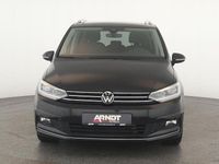 Gebraucht VW Touran Highline 150 PS (110 kW) 2025 Deep black perleffekt Van / Kleinbus
