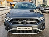 Gebraucht VW T-Roc Life 150 PS (110 kW) 2025 Grau SUV