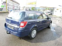 Gebraucht Opel Astra Selection 116 PS (85 kW) 2009 Royalblau h: u2/f:atlantikblau Kombi