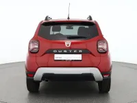 Gebraucht Dacia Duster Prestige 150 PS (110 kW) 2022 Rot SUV
