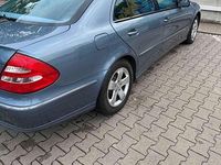 Gebraucht Mercedes E280 Avantgarde 231 PS (169 kW) 2005 Blau Limousine