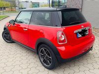 Second-hand Mini Cooper 122 CP (89 kW) 2011 Roșu Hatchback
