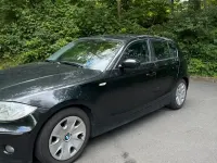 Gebraucht BMW 118 129 PS (94 kW) 2007 Schwarz Kleinwagen