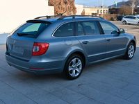 Gebraucht Skoda Superb Ambition 170 PS (125 kW) 2011 Grau Limousine
