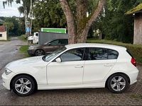 Gebraucht BMW 116 116 PS (85 kW) 2007 Weiß Kleinwagen