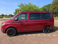 Gebraucht VW Multivan 150 PS (110 kW) 2020 Rot Van / Kleinbus