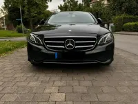 Gebraucht Mercedes E220 194 PS (142 kW) 2016 Schwarz Limousine
