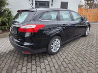 Gebraucht Ford Focus Ambiente 101 PS (74 kW) 2014 Schwarz Kombi