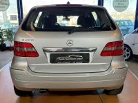 Gebraucht Mercedes B200 136 PS (100 kW) 2006 Silber Van / Kleinbus