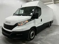 Second-hand Iveco Daily 156 CP (114 kW) 2023 Alb Van