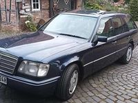 Second-hand Mercedes E250 113 CP (83 kW) 1995 Albastru Break