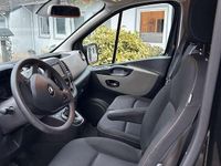 Gebraucht Renault Trafic Authentique 125 PS (91 kW) 2017 Schwarz Van / Kleinbus