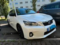 Gebraucht Lexus CT200h 131 PS (96 kW) 2011 Weiß Kleinwagen