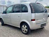 Gebraucht Opel Meriva 105 PS (77 kW) 2007 Starsilber iii m2 Van / Kleinbus
