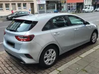 Gebraucht Kia Ceed 101 PS (74 kW) 2023 Silber Kleinwagen