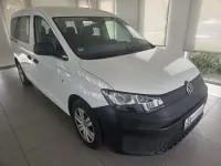 Używany VW Caddy 102 KM (75 kW) 2022 Biały Minivan
