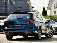 Gebraucht VW Passat Elegance 200 PS (147 kW) 2021 Blau Kombi