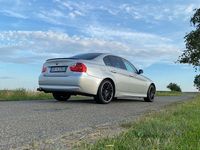 Gebraucht BMW 325 218 PS (160 kW) 2006 Silber Limousine