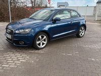 Gebraucht Audi A1 105 PS (77 kW) 2010 Blau Kleinwagen