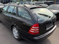 Gebraucht Mercedes C180 Classic 129 PS (94 kW) 2001 Schwarz Limousine