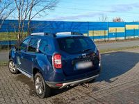 Second-hand Dacia Duster 105 CP (77 kW) 2015 Albastru SUV