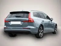 Gebraucht Volvo V60 Core 163 PS (119 kW) 2024 Grau Kombi